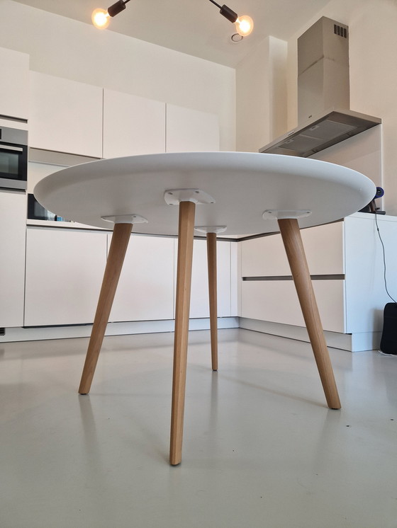 Image 1 of Arper Gher ronde design tafel