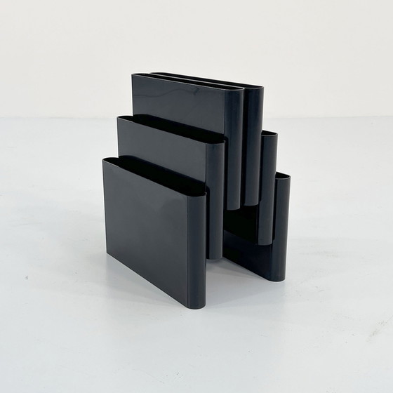 Image 1 of Black Magazine Rack By Giotto Stoppino For Kartell, 1970S