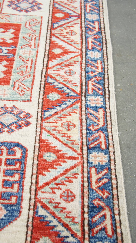 Image 1 of Rug 156X92Cm