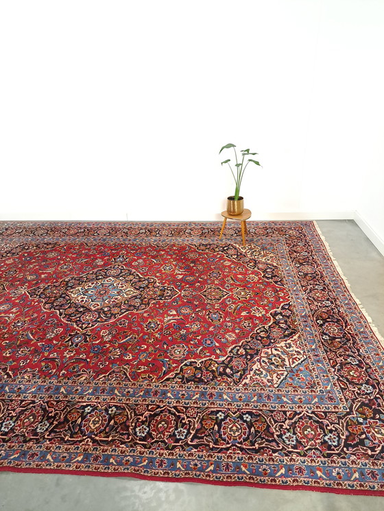 Image 1 of Grand tapis persan d'Iran vintage