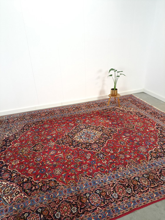 Image 1 of Grand tapis persan d'Iran vintage