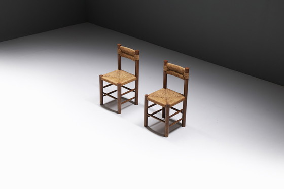 Image 1 of Les chaises Sentou sélectionnées par Charlotte Perriand