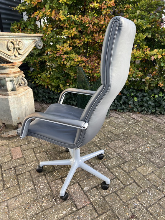 Image 1 of Vintage Artifort office chair 