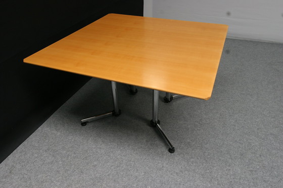 Image 1 of Table de réunion / salle à manger USM Haller Kitos