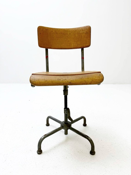 Swivel chair by Stella Bassecourt, 1960s