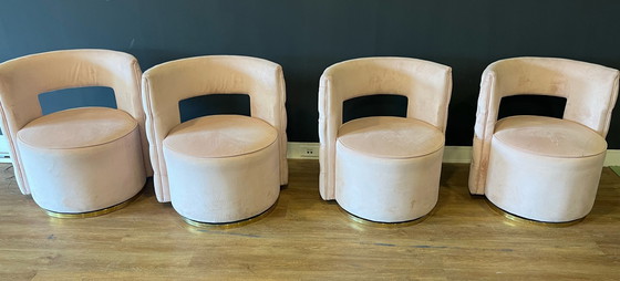 Image 1 of 4x Richmond Interiors chairs + coffee table