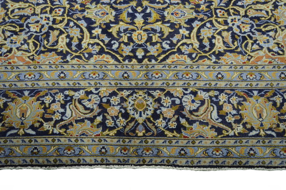 Image 1 of Hand-knotted Keshan oriental rug - 272 X 211 Cm