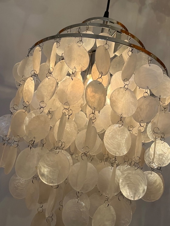 Image 1 of Lot de 2 lampes pendantes en coquillage de Capiz Perle opaline