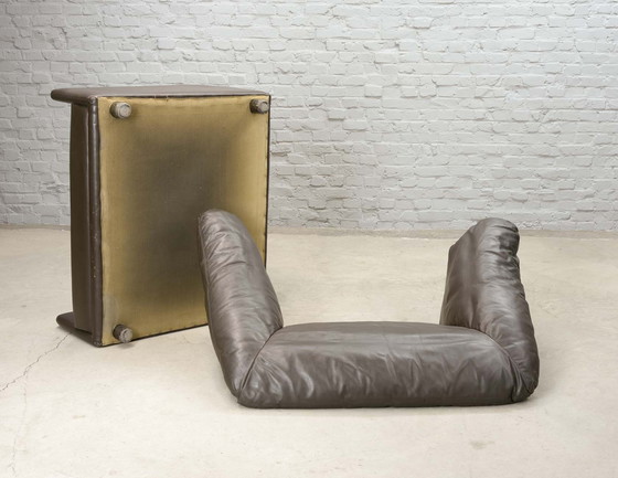 Image 1 of Confortables fauteuils de salon en cuir brun Leolux Seal, ensemble de deux. Pays-Bas, 1970.