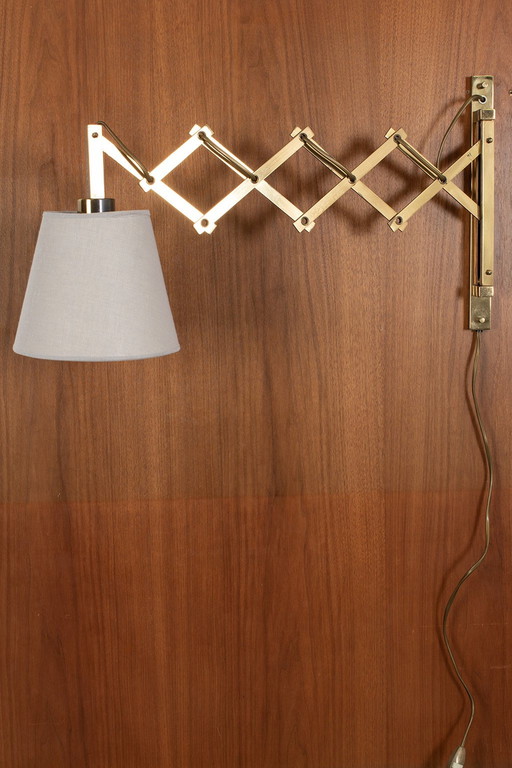 Brass scissor lamp