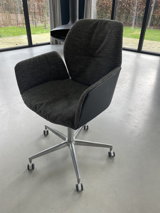 Image 1 of Mobitec Mood office chair