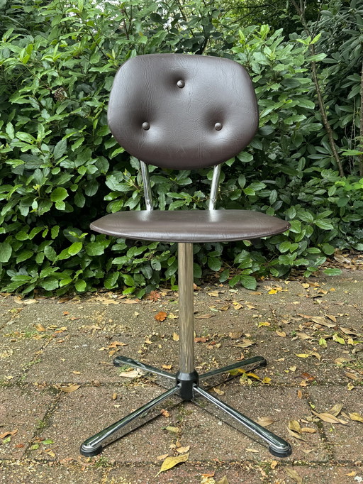 Chaise pivotante vintage 1960 chrome/skai