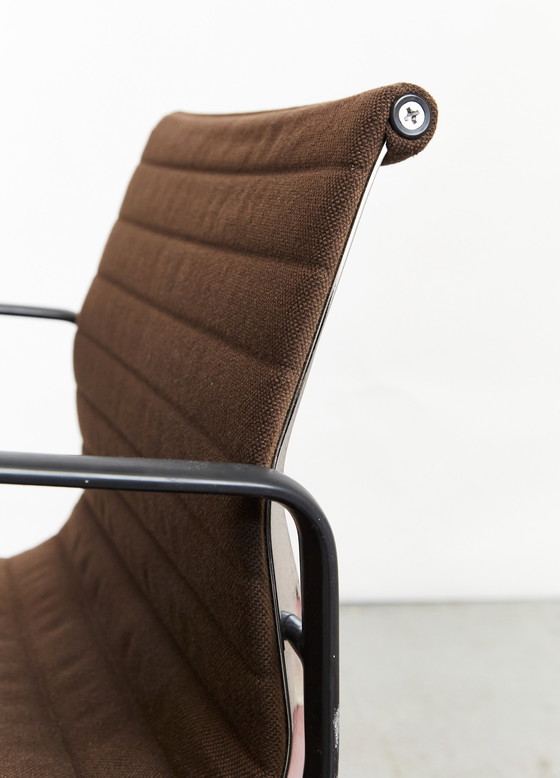 Image 1 of Charles & Ray Eames Chair EA 108 Chair pour Vitra