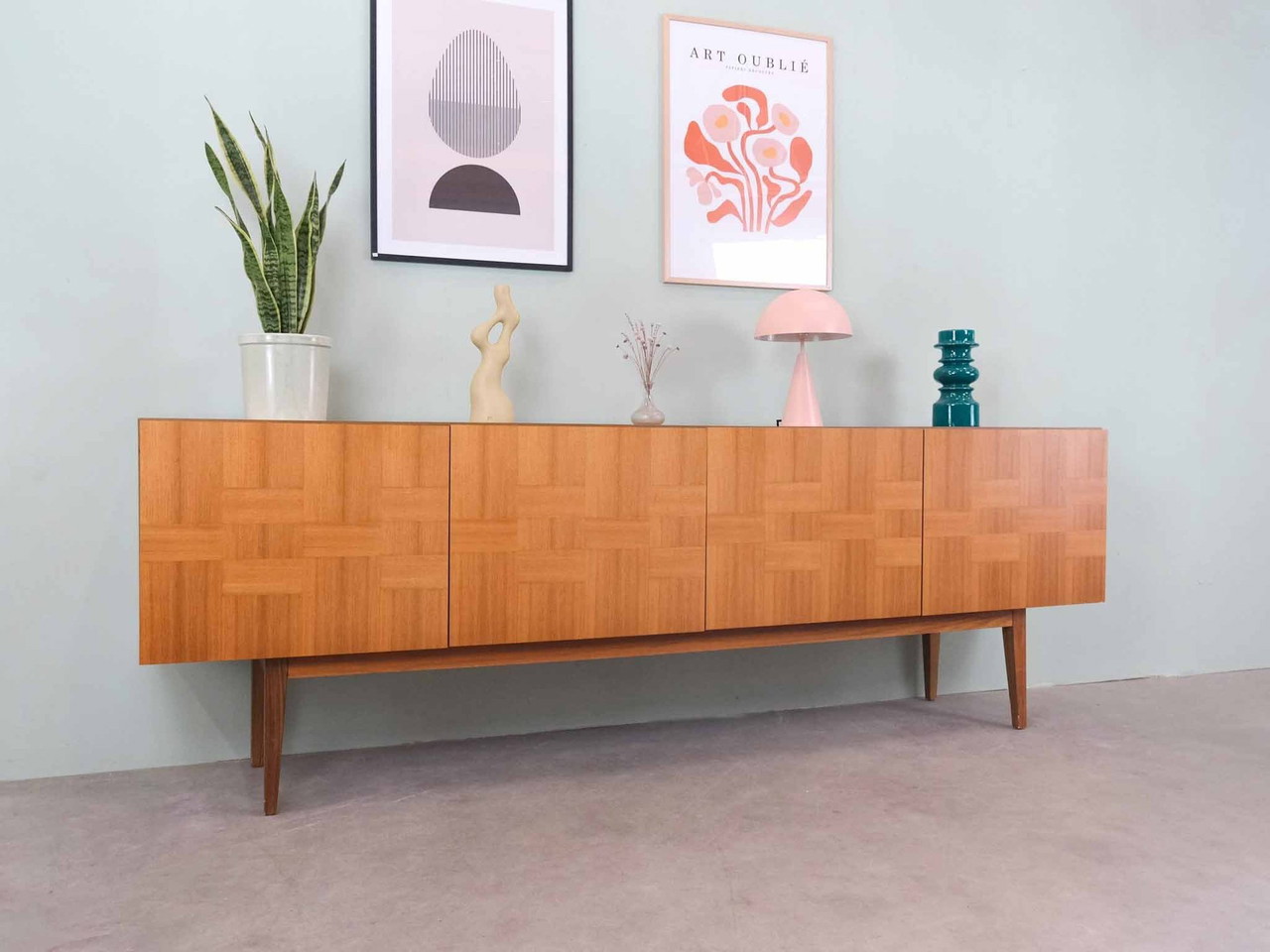 mid century modern dressoir Vintage mid-century modern design sideboard in teak
