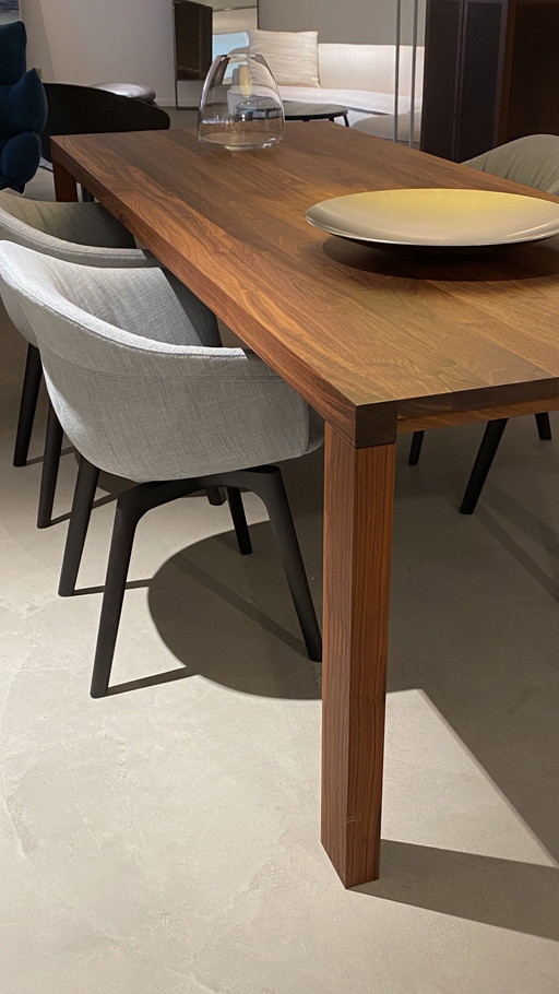 Arco Essenza Table