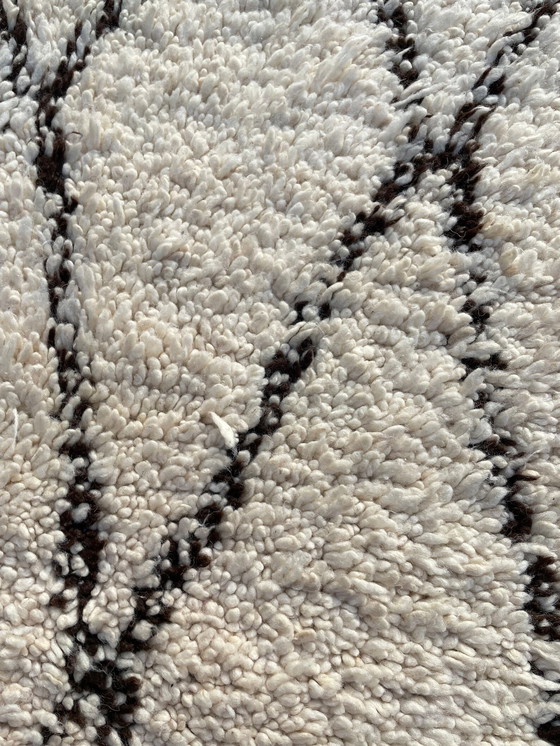 Image 1 of White Handwoven Moroccan Wool Rug