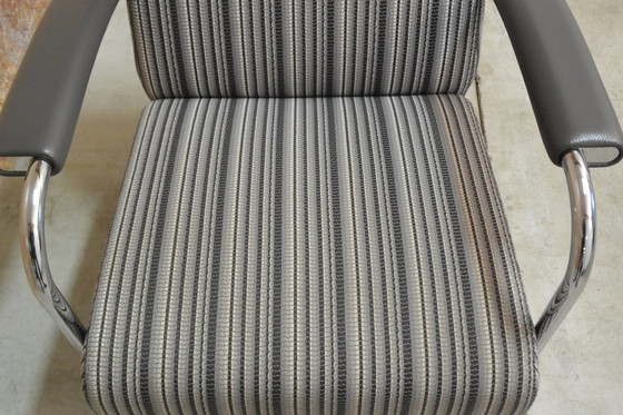 Image 1 of Two Leolux Scylla armchairs combination fabric and leather