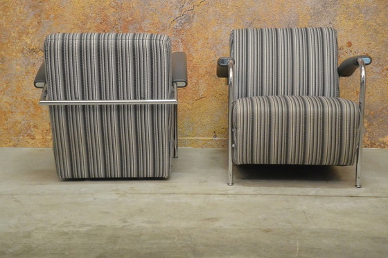 Image 1 of Two Leolux Scylla armchairs combination fabric and leather