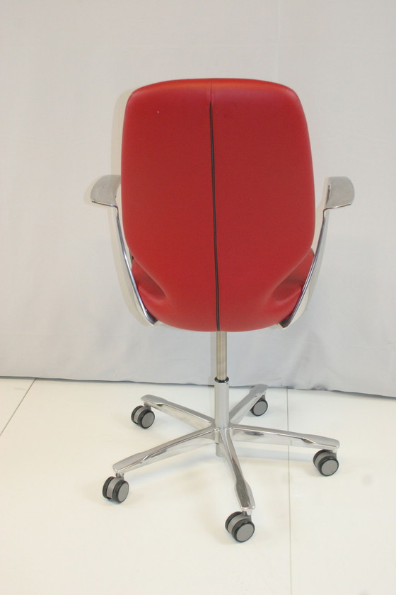 Image 1 of 2 pieces of luxury leather conference chair Kinnarps Monrou