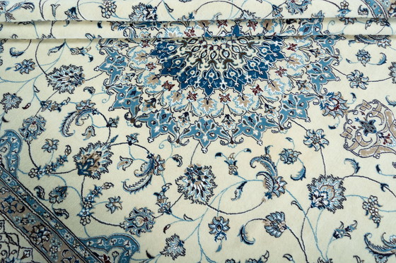 Image 1 of Hand-knotted Nain 9 La Oriental Rug With Silk - 390 X 298 Cm