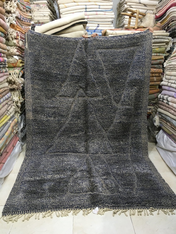 Image 1 of Exceptionnel tapis berbère marocain Mrirt 2m94 x 1m95