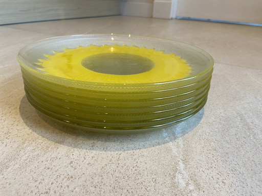 7X Glass Plates With Yellow Flower From Pasari Made In Indonesia