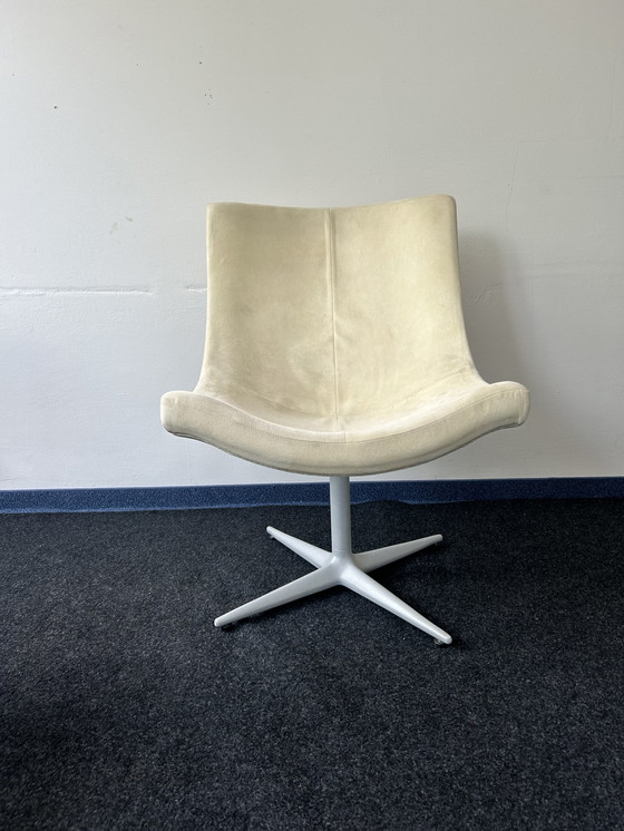 Image 1 of Cappelini Ys Swivel Chair door Christiphe Pillet