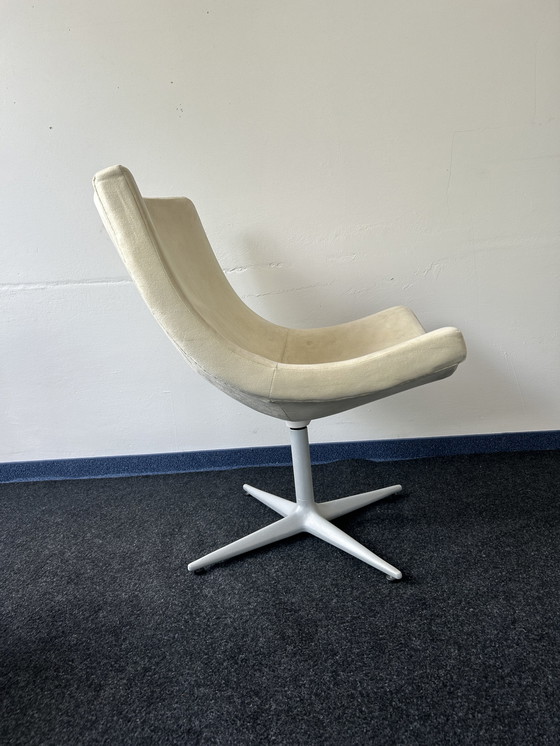 Image 1 of Cappelini Ys Swivel Chair door Christiphe Pillet