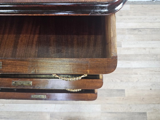 Image 1 of Large Art Decò Sideboard In Mahogany Burl With Maple Inlays