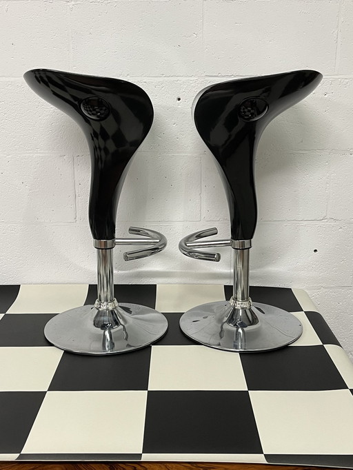 2 Black Bar Stools Everite