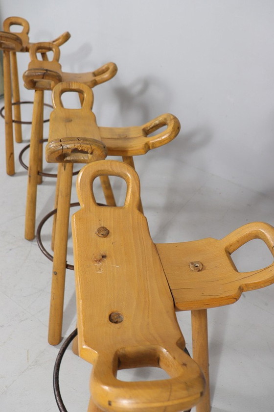 Image 1 of 4x Brutalist bar stools, model 'Marbella' by Sergio Rodrigues, beech, metal, 1970s, Spain