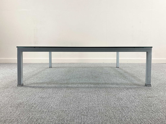 Image 1 of Mesa de centro de diseño