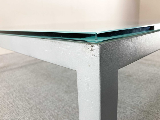 Image 1 of Mesa de centro de diseño