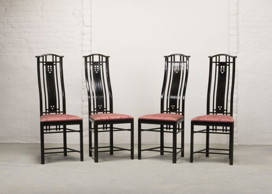 Image 1 of Giorgetti Italian design dining room chairs, set of four high backrest black lacquered with fabric. Italy, 1980s. Ref.: CH130