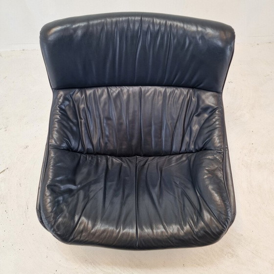 Image 1 of Vintage F518 chair in wood and leather by Geoffrey Harcourt for Artifort, 1970