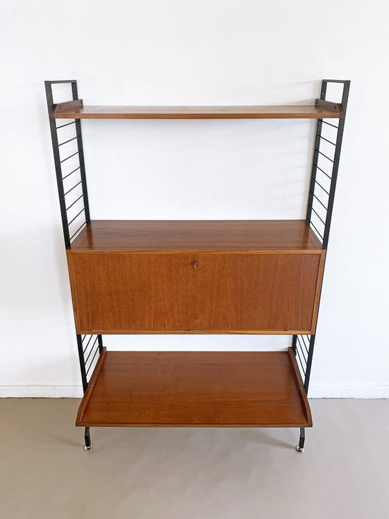 Image 1 of Armoire murale Vintage Combineurop