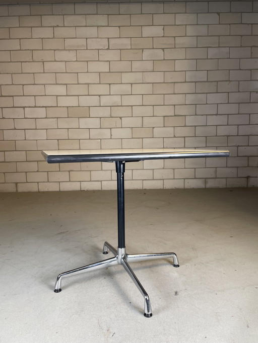 Vitra Eames Contract Table