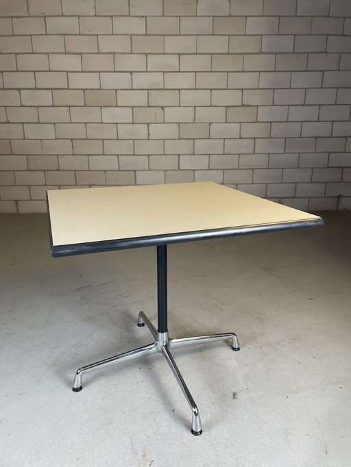 Vitra Eames Contract Table