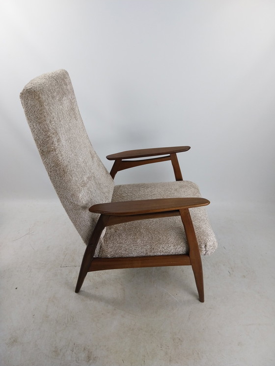 Image 1 of 1 poltrona danese in teak degli anni '60.