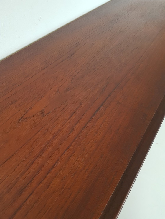 Image 1 of Buffet vintage danois en teck