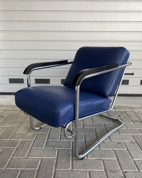 Image 1 of Cova Milano Cantilever Armchair