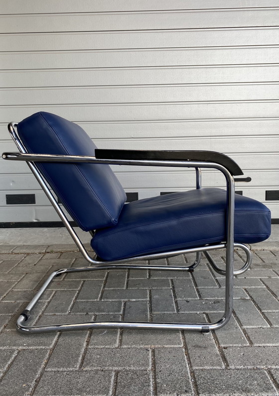 Image 1 of Cova Milano Cantilever Armchair