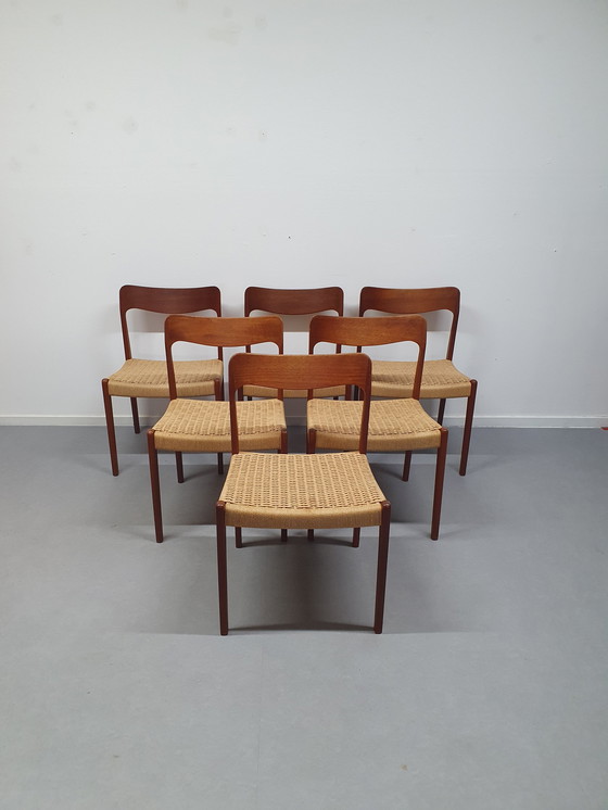 Image 1 of Design chair (6), teak with papercord.