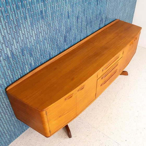 Image 1 of Beithcraft Val Rossi sideboard