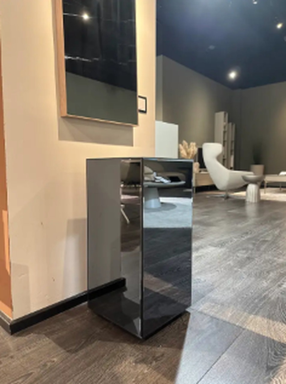 K♢1180 Boconcept Mirror Block Table サイドテーブル・ナイト