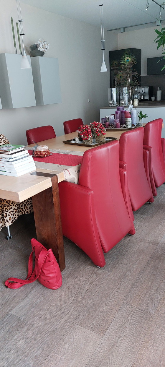 Image 1 of Dining Table Essen