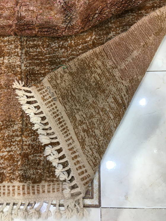 Image 1 of Beni Ouarain Moroccan Berber Rug 2m24 x 1m61