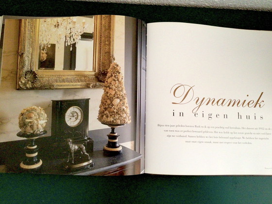 Image 1 of Book Living In English Style