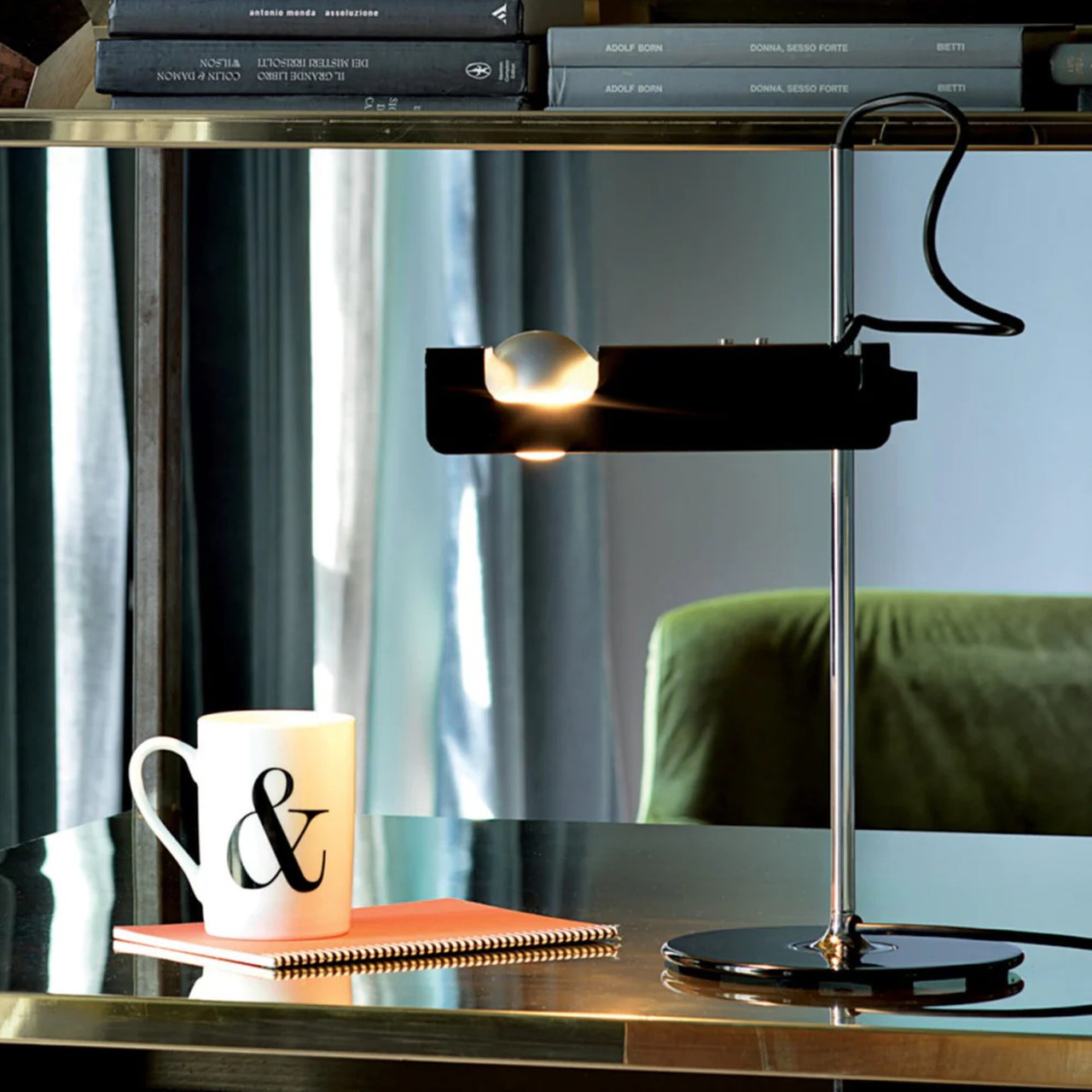Oluce Spider Table Lamp | €350 | Whoppah