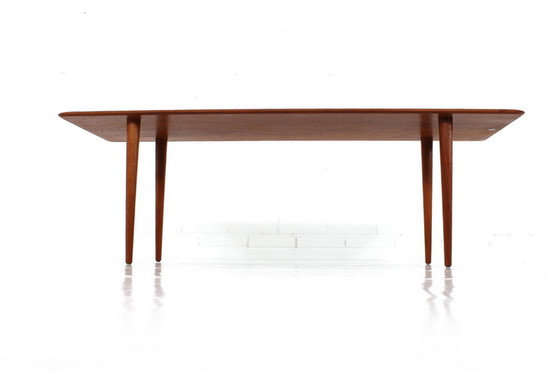 Image 1 of "Minerva" Teak Coffee Table / Table basse de Peter Hvidt & Orla Molgaard Nielsen pour France & Daverkosen